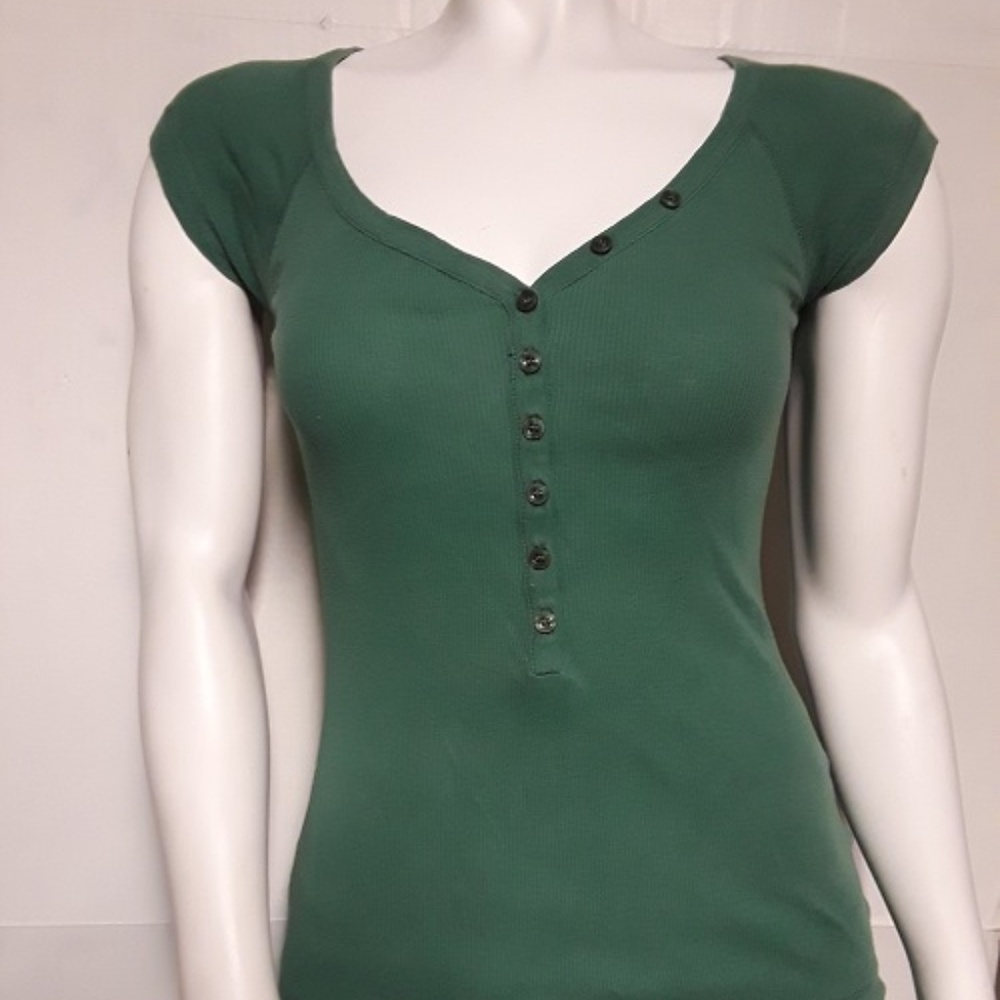1775 Women's Short Sleeve V-Neck Green Shirt Top